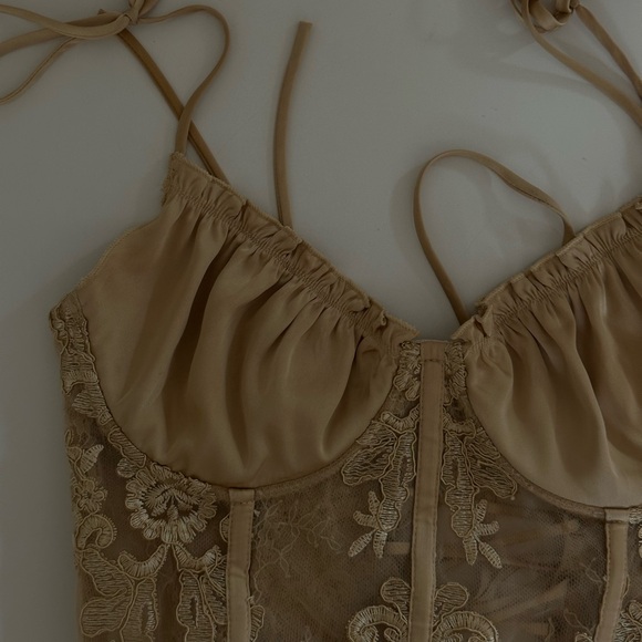 V. Chapman Calla Lily top - Picture 5 of 8